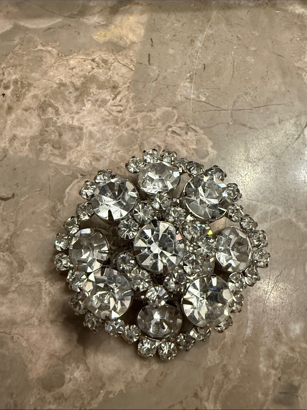 Vintage 3-D cluster rhodium plated 1940s Silvertone rhinestone brooch